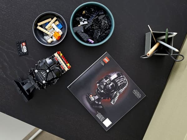 LEGO STAR WARS 75304 DARTH VADER - HJÄLMKOLLEKTION
