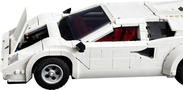 LEGO ICONS 10337 Lamborghini Countach 5000 Quattrovalvole