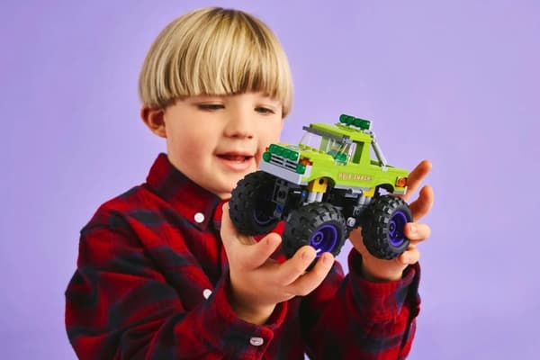 LEGO MARVEL 76312 Hulk-lastbilen mot Thanos