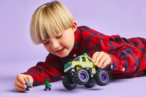 LEGO MARVEL 76312 Hulk-lastbilen mot Thanos