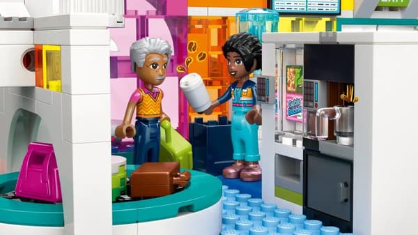 LEGO FRIENDS 42656 Heartlake City Lufthavn og Flyvemaskine