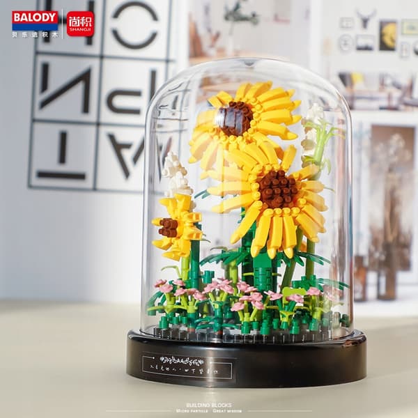 BLOKKE BLOMSTER SKOV I GLAS MAKROKLIMADEKORATION GAVE SOLSIKKER