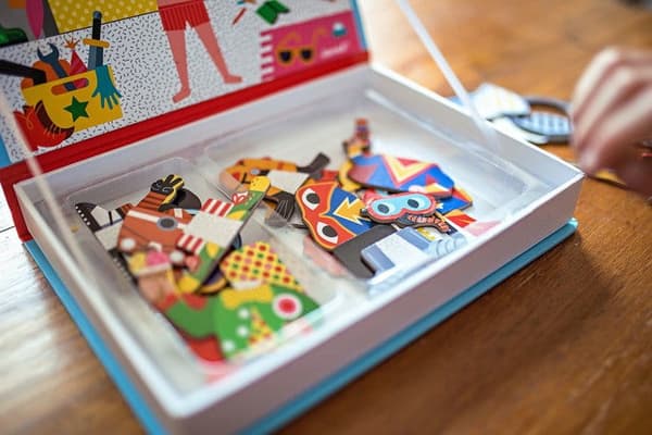 POIKIEN PUKUJA - Magnetibook JANOD magneettinen palapeli
