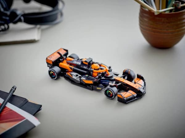 LEGO SPEED CHAMPIONS 77251 McLaren F1 Team MCL38 -kilpa-auto