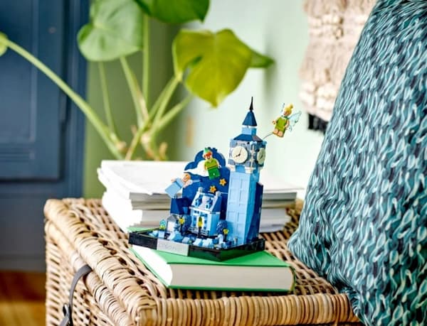 LEGO DISNEY 43232 PETER PAN OCH WENDYS FLYGT ÖVER LONDON