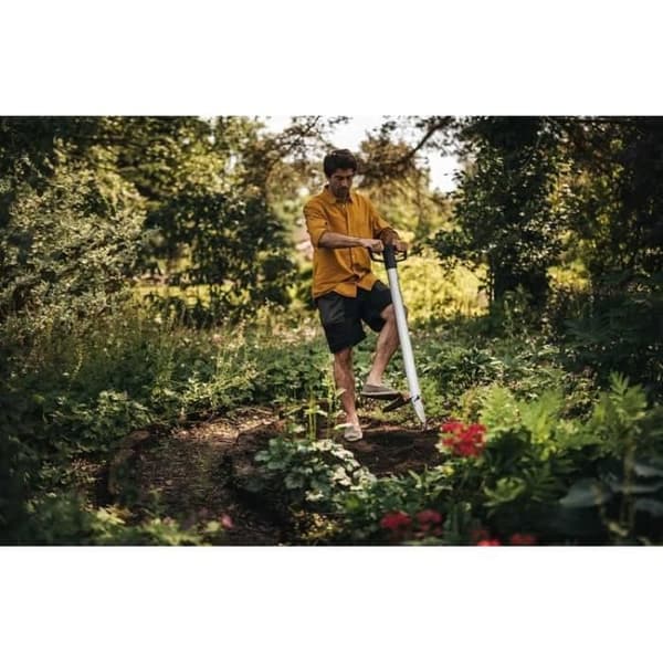 Fiskars Xact L 105 stående lökar