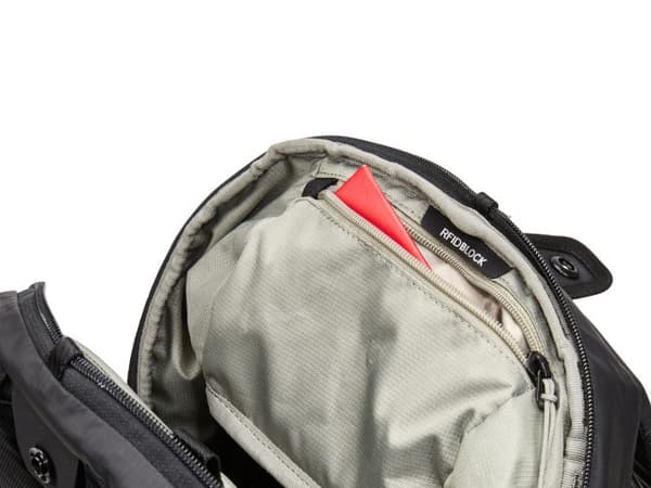 Thule | TACTBP-114 Tact | Backpack 16L | Backpack for laptop | Black