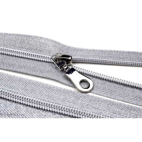 Fermeture Eclair ® lurex - nylonmask - Färg: Silver längd på blixtlås: 20cm Längd på Blixtlås: 20cm