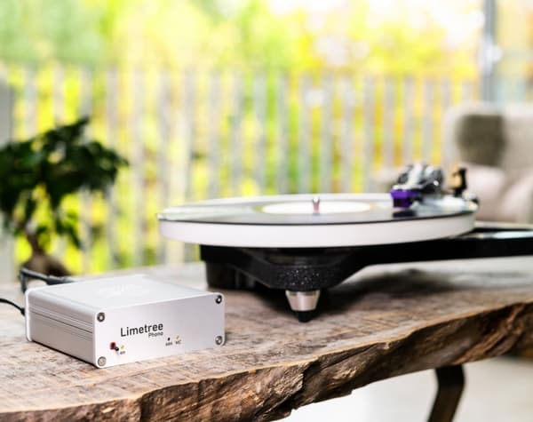 LINDEMANN Limetree PHONO II - phono-forforstærker (MM / MC) / Ny generation af reference-phono-forforstærkeren LIMETREE PHONO II