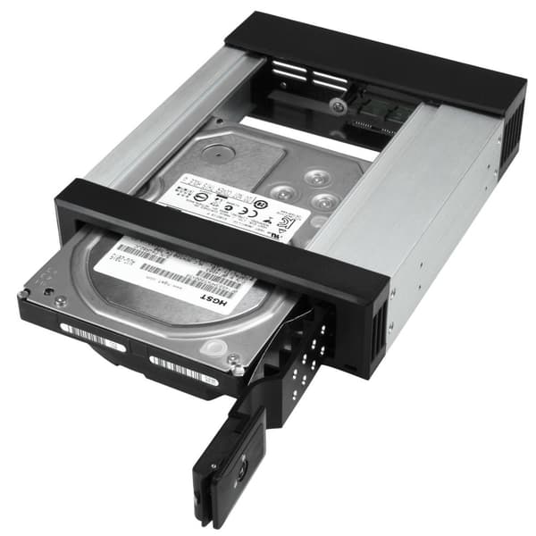 StarTech.com 5,25–3,5 kiintolevyn kuumavaihtopaikka alustattomille 3,5 tuuman SATA/SAS-asemille – alumiinia