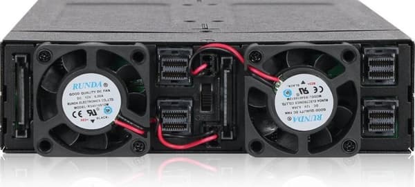 IcyDock 4x M.2 NVMe - 4x MiniSAS HD 1x 5.25 bay mob racissa