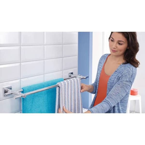 Tesa ® Hukk dubbel badhanddukstork, glänsande krommetallfinish, lim, ingen borrningsteknik, 50 mm