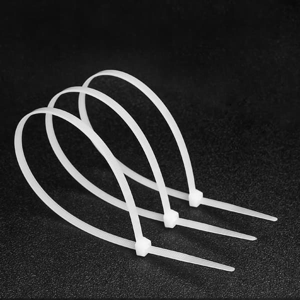 100x KLEMMESLÅDER KLEMMEBINDES HVID 3,6 x 100 mm OP TIL 18KG