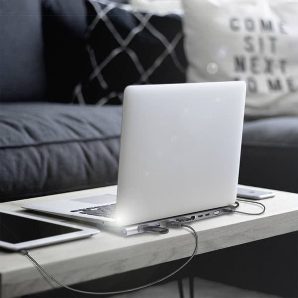 LogiLink USB-C®-dockningsstation UA0373 Passar till följande märken: univerzálny USB-C® Power Delivery, Integrerad kart