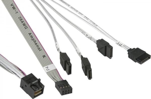 Supermicro kaapelisovittimet / adapterit MiniSAS / 4 SATA 0,55 m