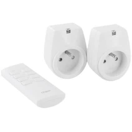 CHACON Kit med 2 fjärrstyrda på / av-uttag med fjärrkontroll