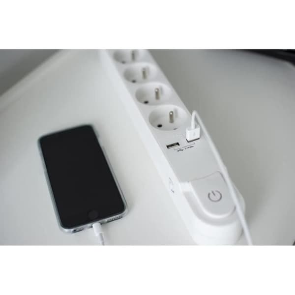 CHACON Power strip 5 uttag 16 A med strömbrytare, 2 USB-portar och 3 m kabel HO5VV-F 3x1,5 mm² svart