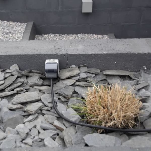 CHACON Ställ in 3 mini-uttag på / av - 3000W - FR + fjärrkontroll