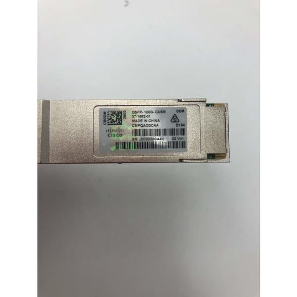 InfiniBand-kabel - CISCO - QSFP-100G-CU5M= - 5 m - 100 Gbit/s - Grå- USED