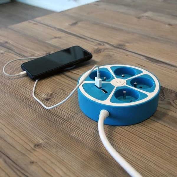 Cirkulär design grenuttag - CHACON - 4X16 A - 1,5 m sladd - Med 2 USB-A + Switch - Blå