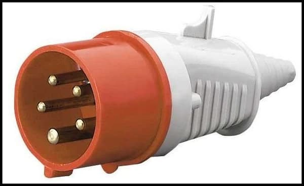 Kontakt 16A 2P+Z IP44 isolerad bärbar 220V