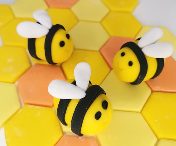 UL and Bees kakkusetti 5kpl + laatat + kukat /ULK6