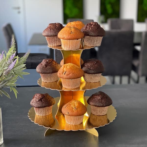 Etagere av kartong med 3 nivåer 30 / 24,5 / 18,5 x 33 cm - kakställ i kartong, muffinsställ cupcakeställ att montera själv