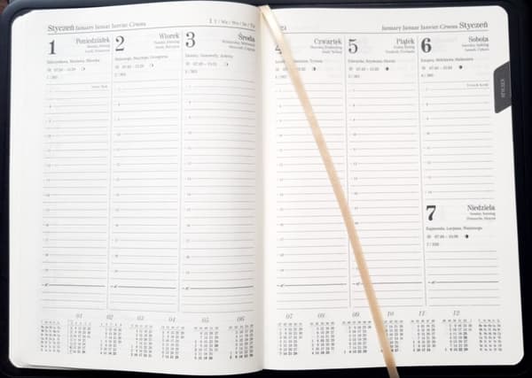 Veckokalender 31B med utbytbar insats, A4 (20x27cm)