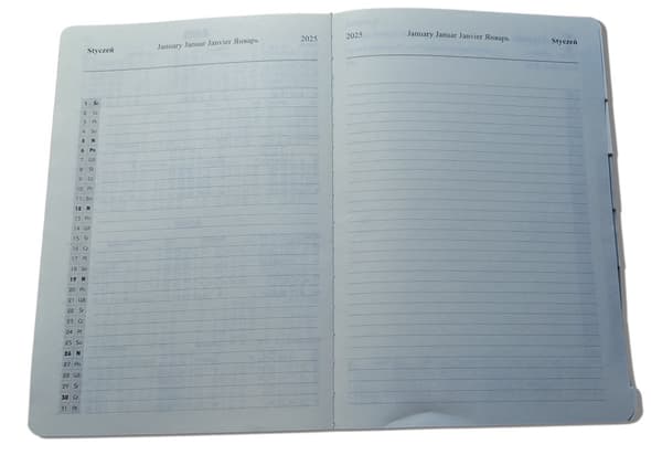 Svartvit A5-randig daglig kalender med utbytbar Print Stripes-inlägg
