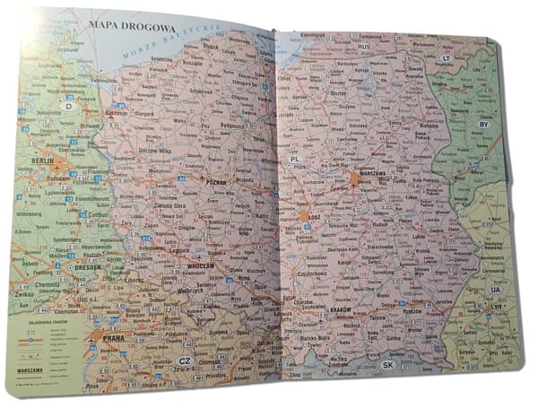 Burgundy A5 daglig kalender med udskiftelig indsats og Cambridge magnetlås