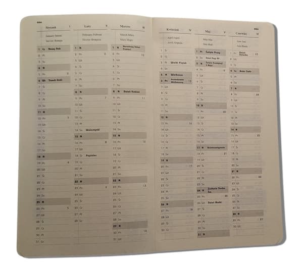 Brun B6-dagskalender med udskiftelig indsats, magnetlås 45B