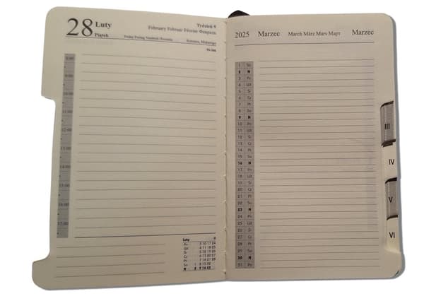 Sort A6 daglig kalender med udskiftelig 38B indsats