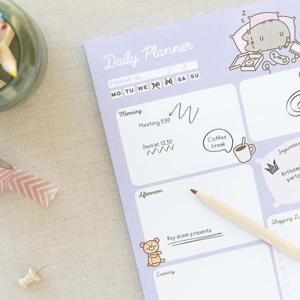 Pusheen - Dagsplanerare från Moments-kollektionen 54 A5-sidor