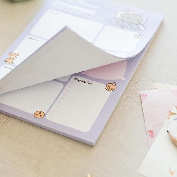 Pusheen - Dagsplanerare från Moments-kollektionen 54 A5-sidor