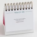 Miniatyrbild 3 av 4: Agenda - organiser - opladning Dayspring - 49911 - Kalender med omslag Susie Larson Velsignelser for Hver Dag, hvid