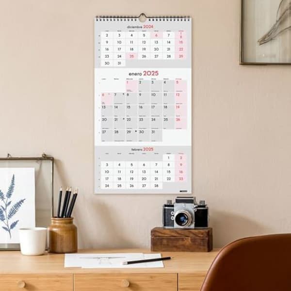 Väggkalender - FINOCAM - 2025 - Spanska - 12 månader - Månadsvy