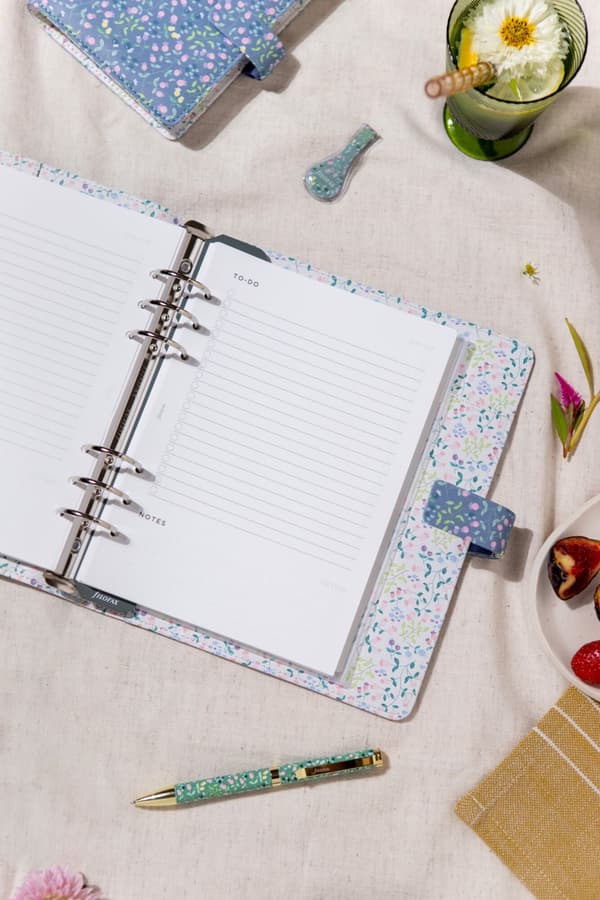 Systemkalender A5 Meadow Blå Filofax