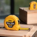 Miniatyrbillede 8 af 10: Stålmålebånd 10m/25mm Deli Tools EDL9010Y (gul)