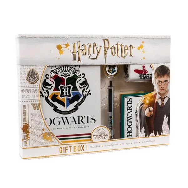 Presentask (strumpor, block, 4st underlägg, nyckelring, penna) Harry Potter