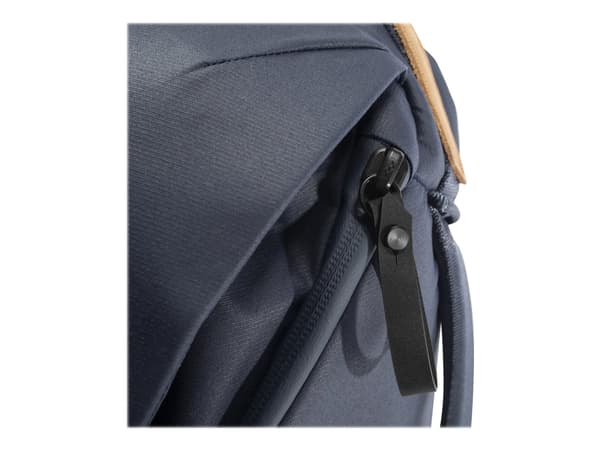 Peak Design Everyday, Reppu, Mikä tahansa tuotemerkki, Olkahihna, Notebook-lokero, Laivasto