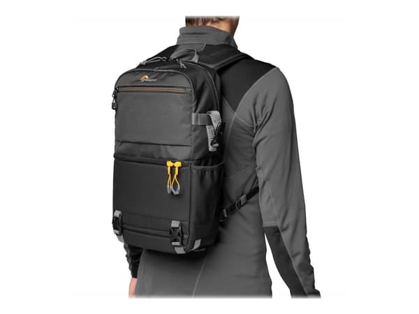 Lowepro SlingShot SL 250 AW III - Ryggsäck för kamera / lins / drönare / surfplatta / stativ / hörlurar / tillbehör - PU-belagt tyg - svart - 13"
