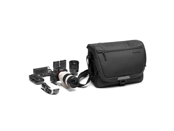 Manfrotto MB MA3-M-M, Lähettilaukku, Universaali, Olkahihna, Notebook-lokero, Musta