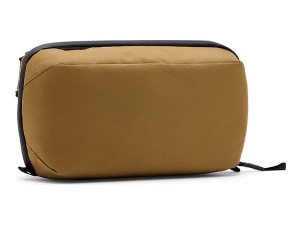 Peak Design Wash Pouch -toilettilaukku, hiekanruskea