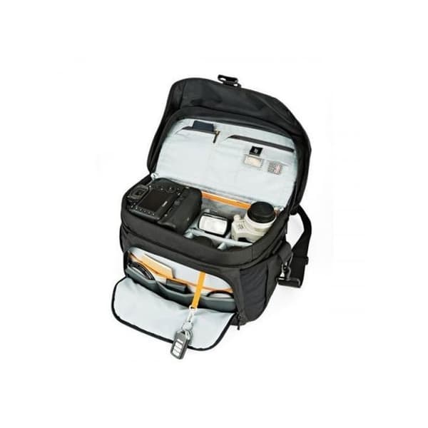 Axelväska - Lowepro - Nova 200 AW II - Svart - 1-2 spegelreflexkameror - 3-5 objektiv