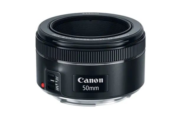 Canon EF - Objektiivi - 50mm - f/1.8 STM - Canon EF
