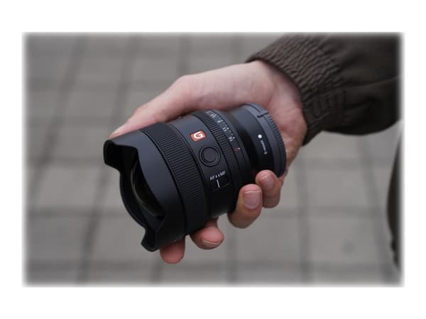 Sony G Master SEL14F18GM - Vidvinkelobjektiv - 14 mm - f/1.8 FE GM - Sony E-mount - för Cinema Line; a VLOGCAM; a1; a1 II; a6700; a7 IV; a7C; a7C II;