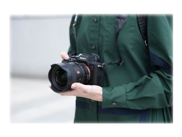 Sony G Master SEL14F18GM - Vidvinkelobjektiv - 14 mm - f/1.8 FE GM - Sony E-mount - för Cinema Line; a VLOGCAM; a1; a1 II; a6700; a7 IV; a7C; a7C II;