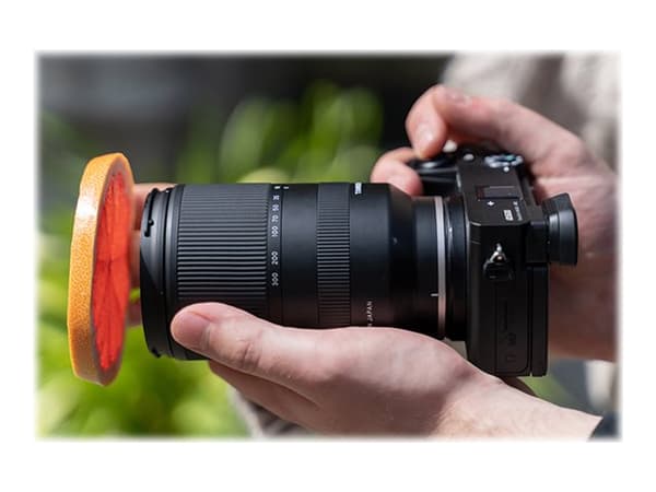 Tamron B061 - Zoomobjektiv - 18 mm - 300 mm - f/3.5-6.3 Di III-A VC VXD - Fujifilm X-feste