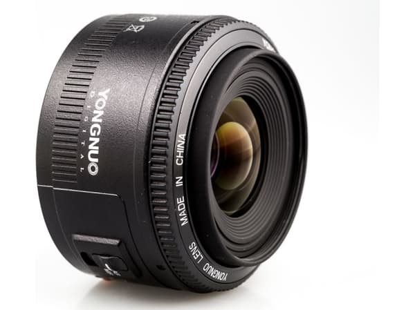 Yongnuo YN-35mm F2, Lins med fast fokus, 5/7, Canon EF, Automatisk fokus Svart