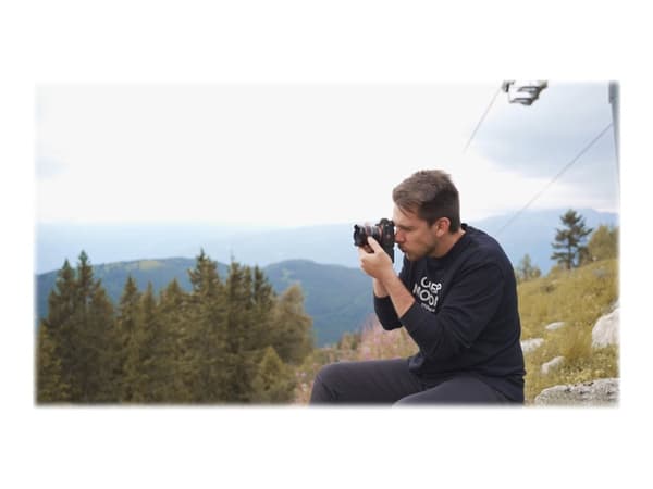 Samyang AF - Vidvinkelobjektiv - 18 mm - f/2.8 FE - Sony E-mount - for Sony Cinema Line; a VLOGCAM; a1; a1 II; a6700; a7 IV; a7C; a7C II; a7CR; a7R V